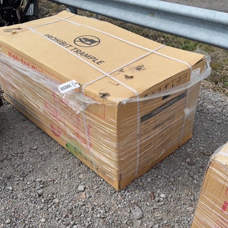 #4094 • 2026 IRGC40 ELECTRIC 3 WHEEL SCOOTER