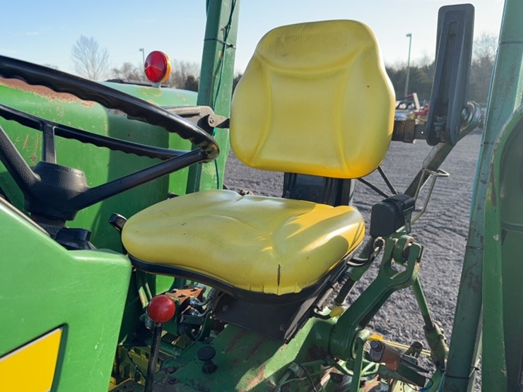 john-deere-2550-image-18