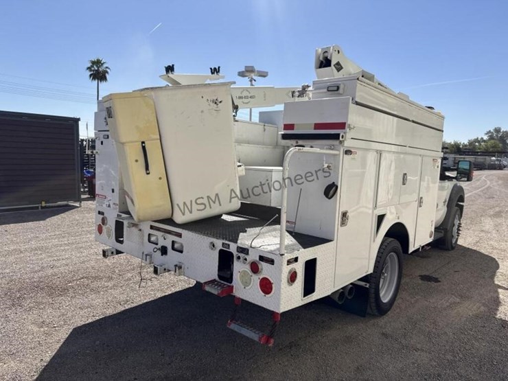 2015-ford-f550-image-6