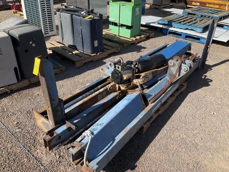 benwil-2-post-automotive-lift-image-1