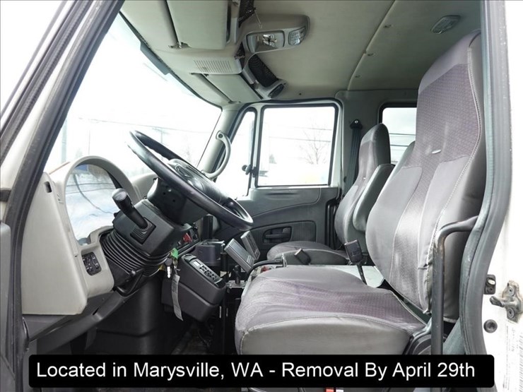 2008-international-7400-image-15