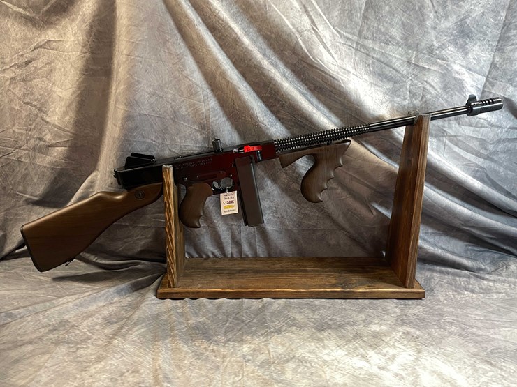 #10055-•-thompson-1927a-1c-ltw-dlx,-45-acp-semi-auto-rifle,-sn:-kpc1200-image-2