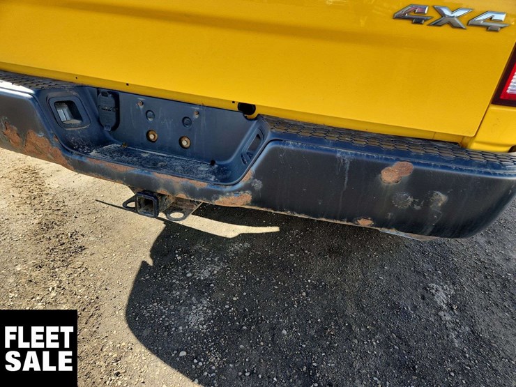 2019-ram-1500-classic-image-42