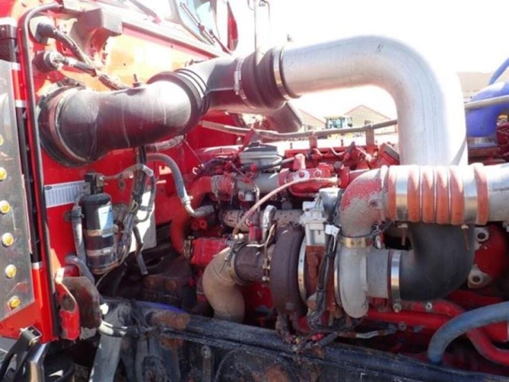 2014-peterbilt-389-image-34