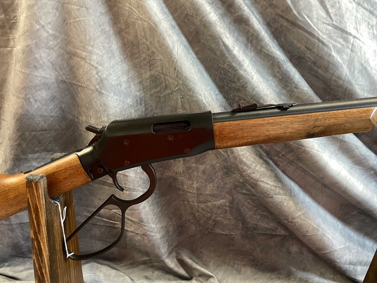 #10057-•-savage-arms,-22-lr-lever-action-rifle,-sn:-4670095-image-4