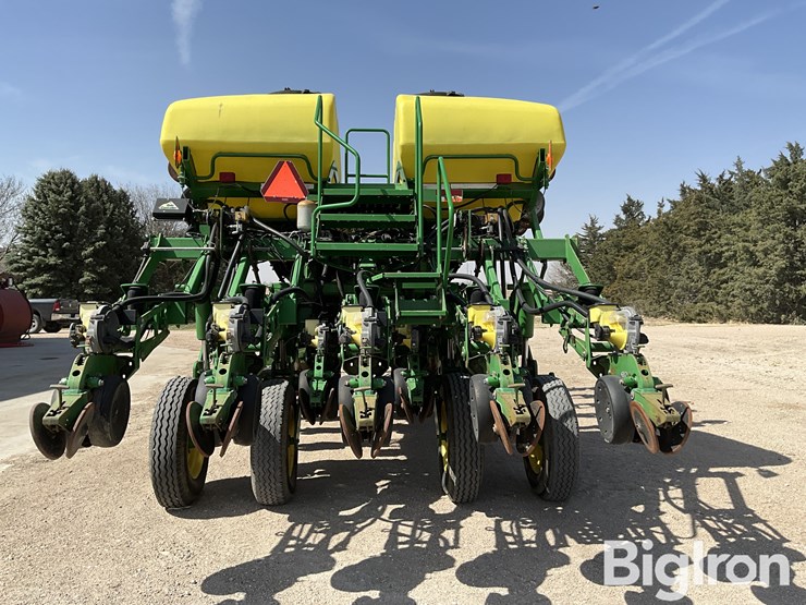 john-deere-1790-image-6