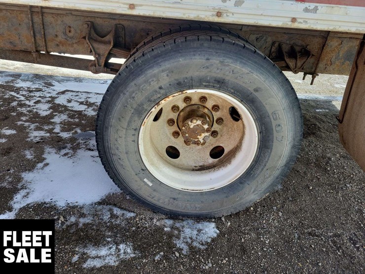 2007-international-durastar-4300-image-10