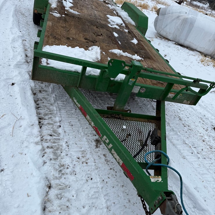 Seller #31.  2018 green PJ trailer