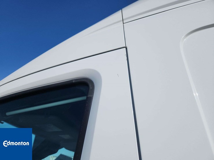 2018-ford-transit-image-40