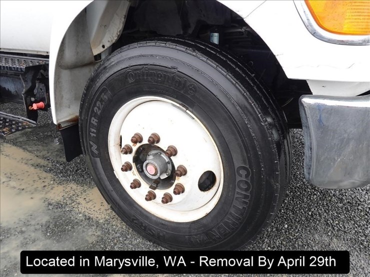 2015-ford-f650-image-16