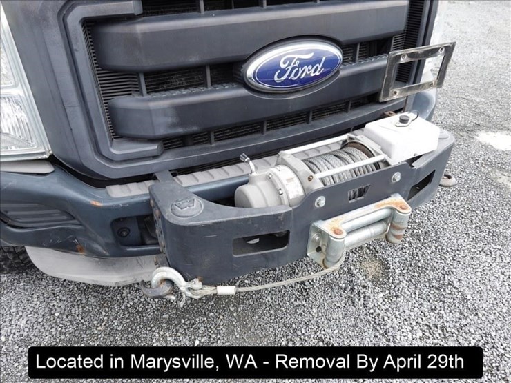 2011-ford-f550-image-13