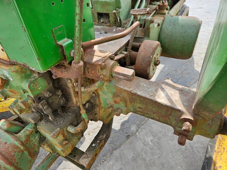 1953-john-deere-50-image-22