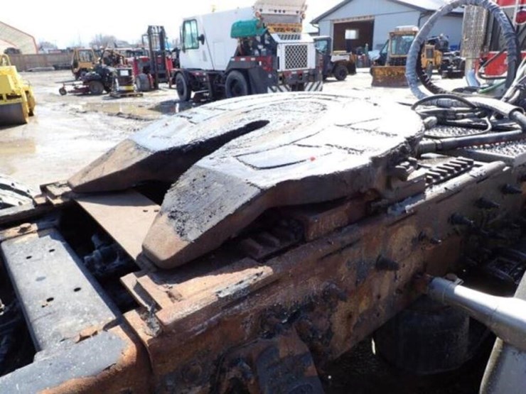 2014-peterbilt-389-image-54