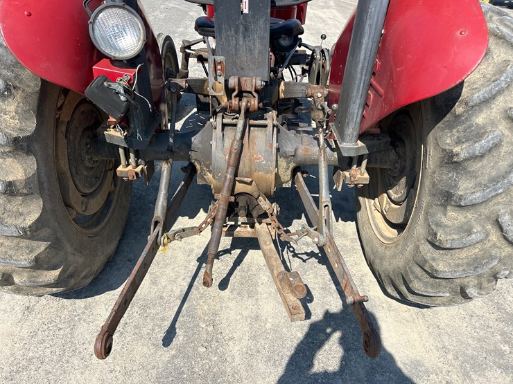 massey-ferguson-240-image-7