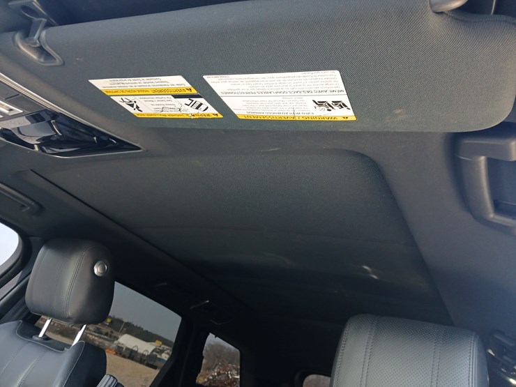 2016-land-rover-range-rover-image-31