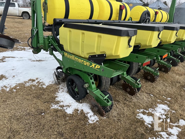 john-deere-1750-image-3