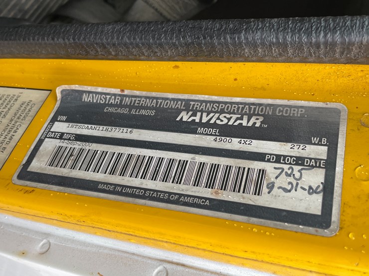 2001-international-4900-image-21