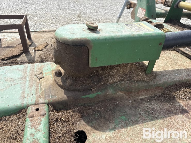 john-deere-1418-image-15