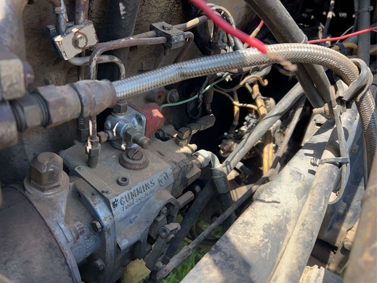 1989-peterbilt-375-image-25