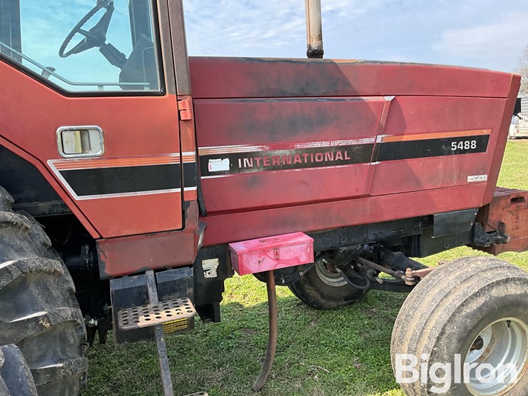 1982-international-5488-image-14