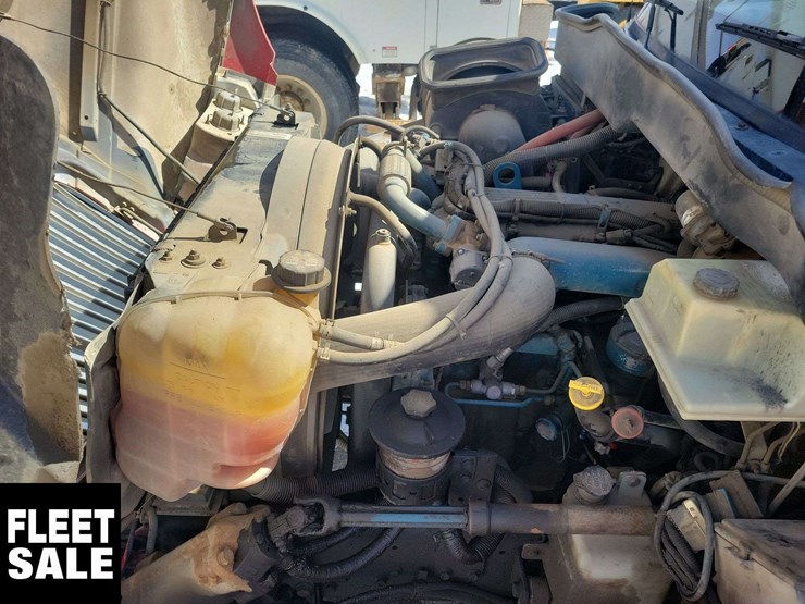 2007-international-durastar-4300-image-24