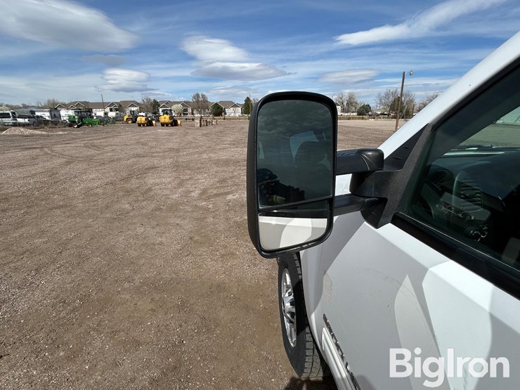 2011-chevrolet-silverado-2500-lt-image-17