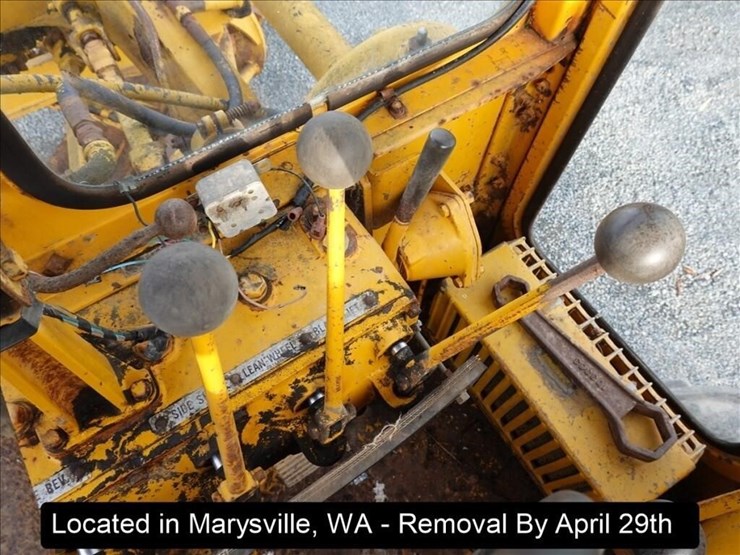 1965-caterpillar-120-image-15