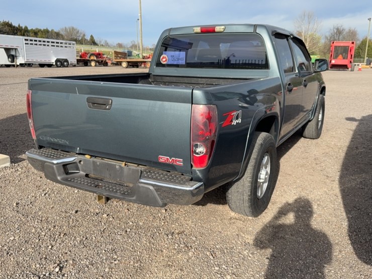 #4018-•-2006-gmc-z71-pickup-truck-image-8