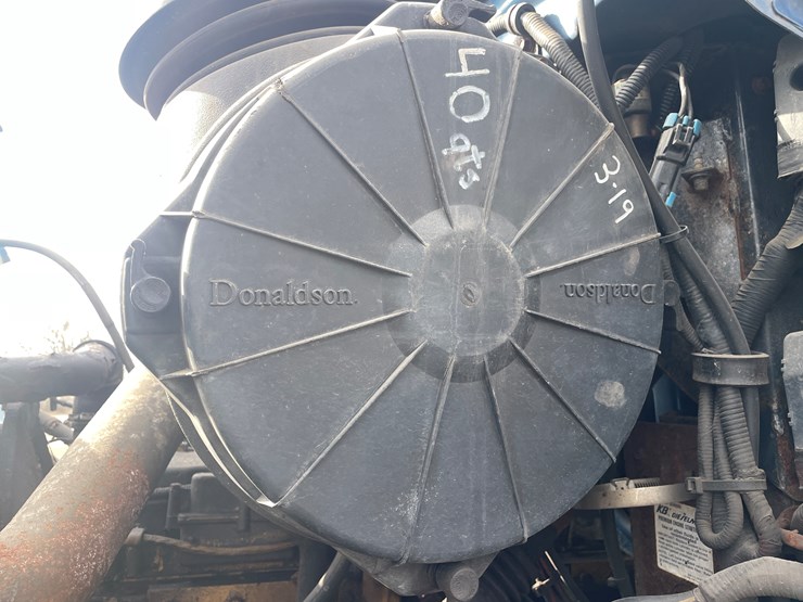 #242-•-2000-sterling-truck-tractor-(has-mn-title)-(mora,-mn)-image-13