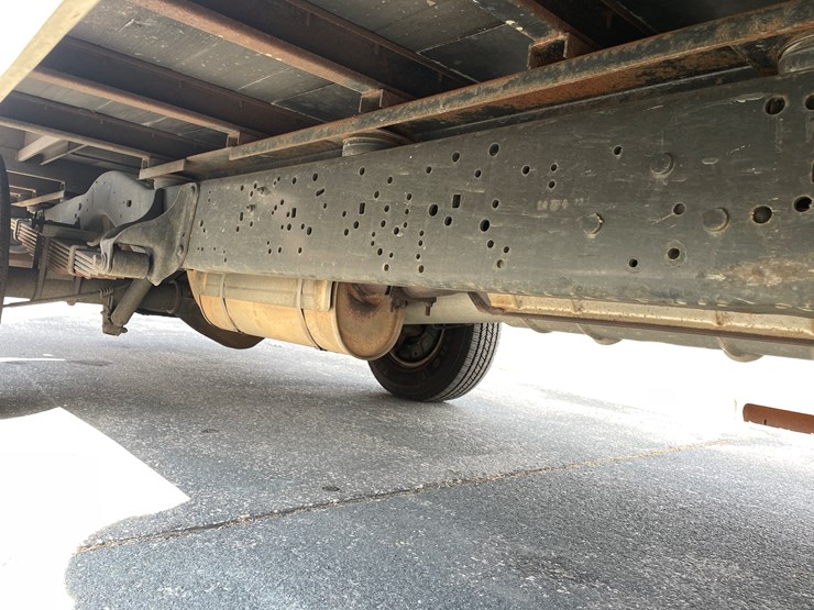 2014-ford-e350-image-13