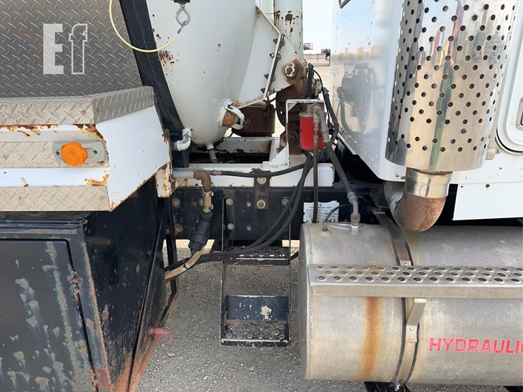 1995-kenworth-t800-image-16