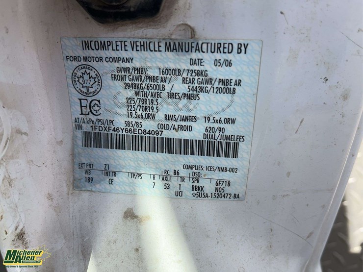 2006-ford-f450-image-24