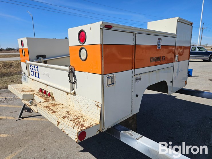 massey-ferguson-730-image-5