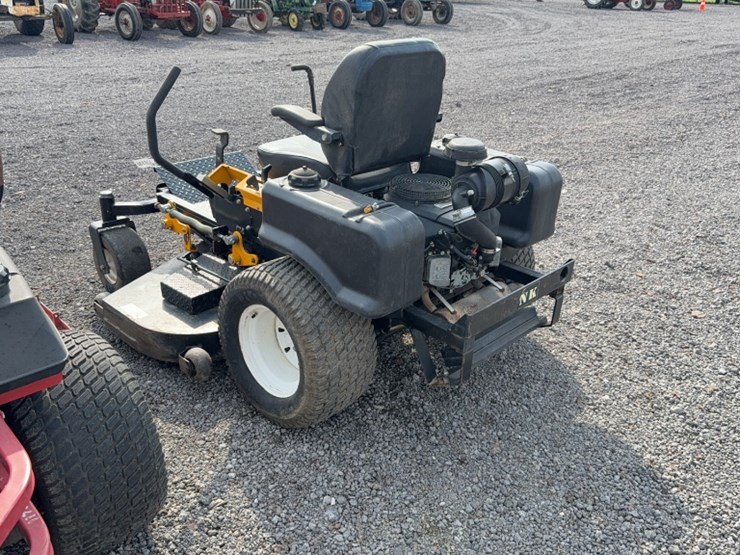 cub-cadet-m60-image-10