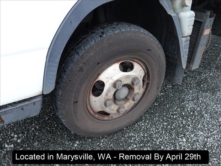 2007-mitsubishi-fuso-fe140-image-19