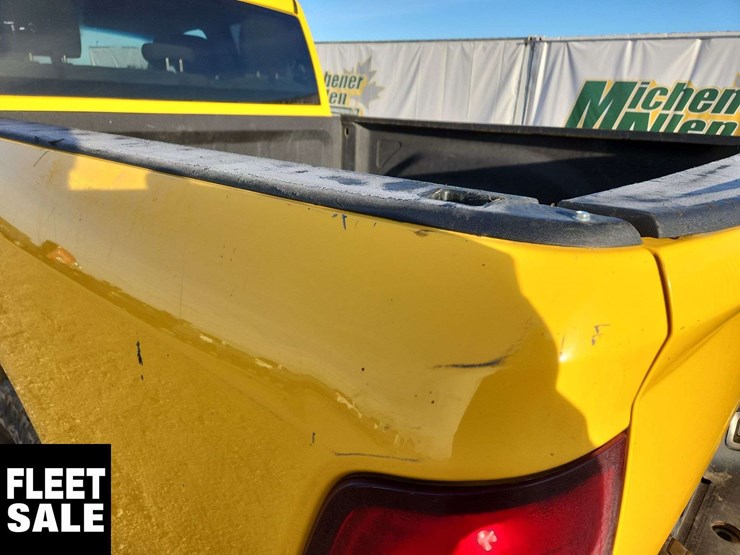 2019-ram-1500-classic-image-43