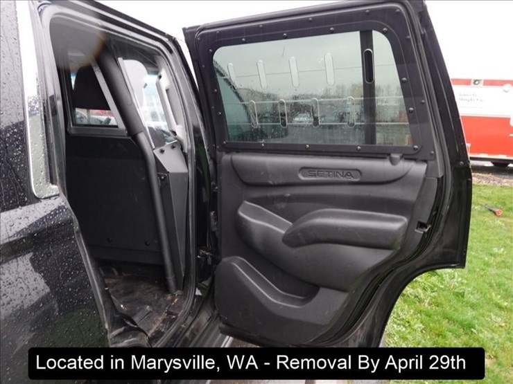 2018-chevrolet-tahoe-image-25