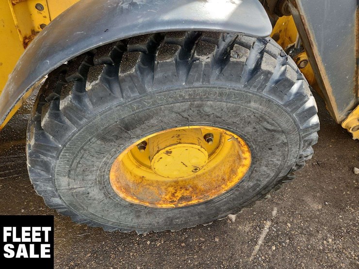 2014-deere-410k-image-15