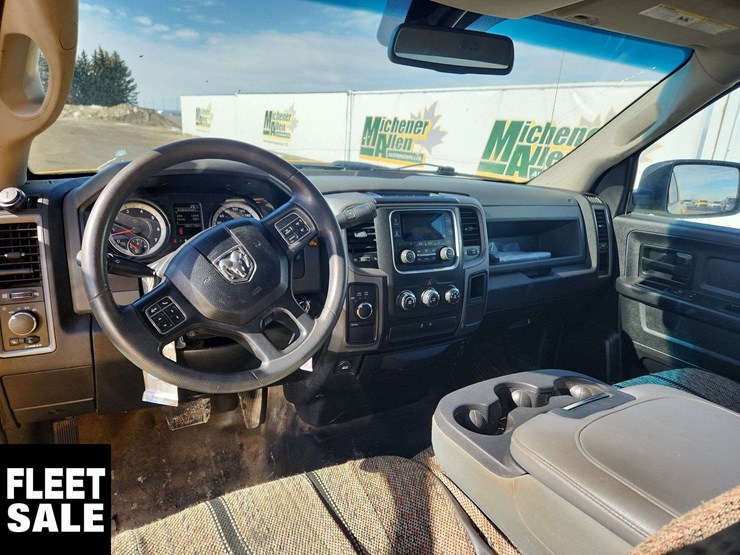 2019-ram-1500-classic-image-19