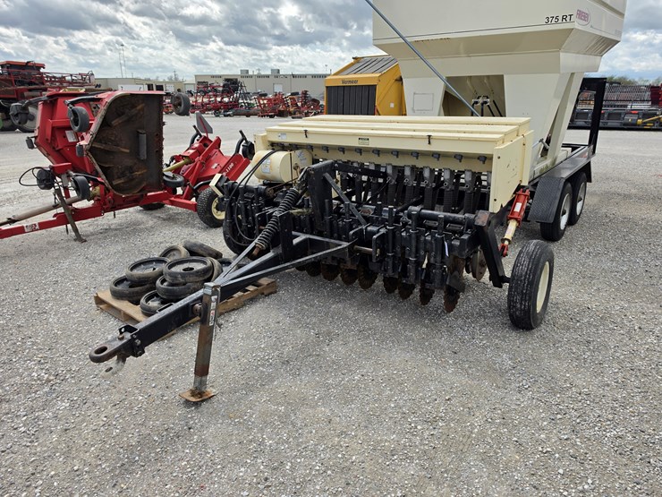 2015-truax-flxii-812-image-18