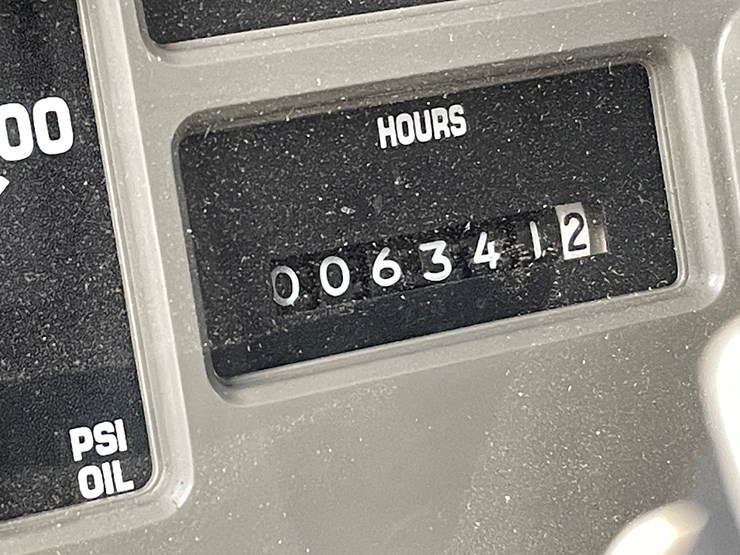 2000-international-4700-image-28