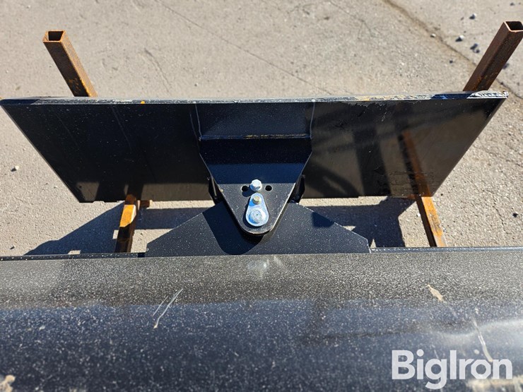 2025-massey-ferguson-730-image-9