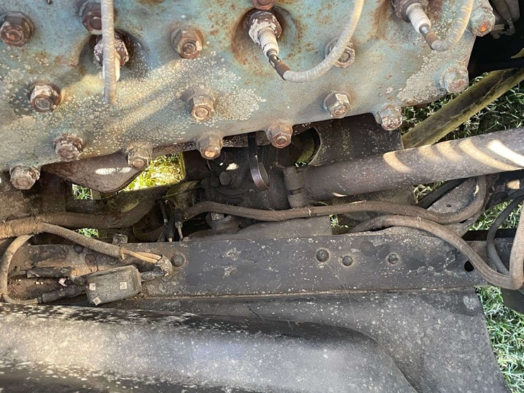 1938-ford-two-door-deluxe-sedan---original-car!-image-89