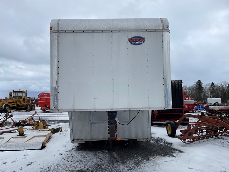 #280-•-2015-united-uxgn-8.536tr80-(3)-axle-enclosed-trailer-(has-wi.-title)-(mason,-wi)-image-2