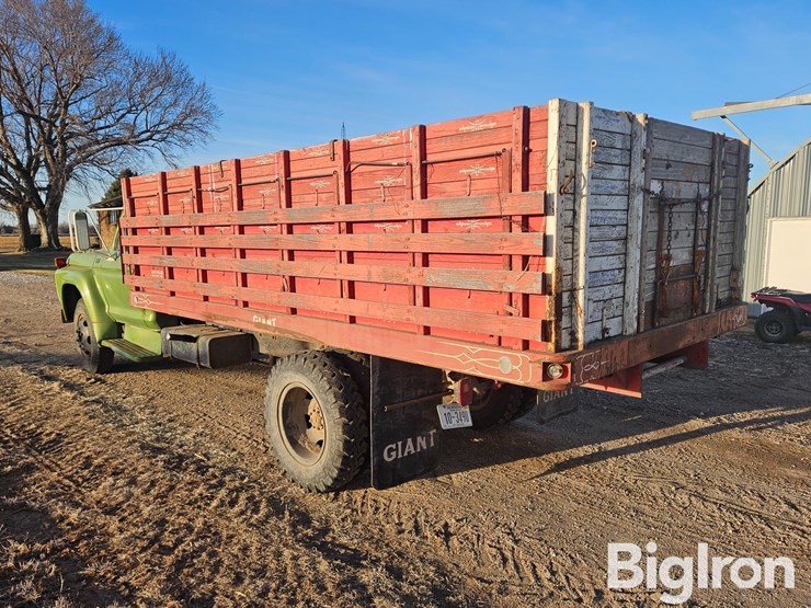 1975-ford-f600-image-7