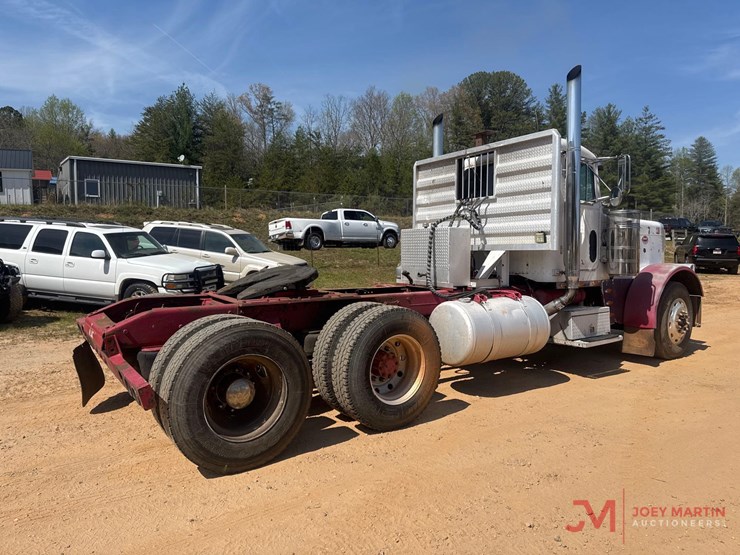 1987-peterbilt-377-image-4