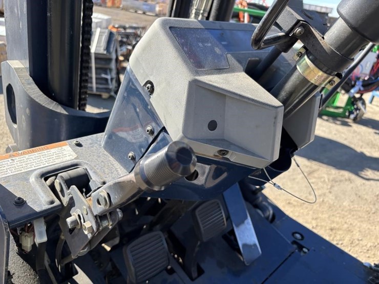 komatsu-fg15-15-image-20