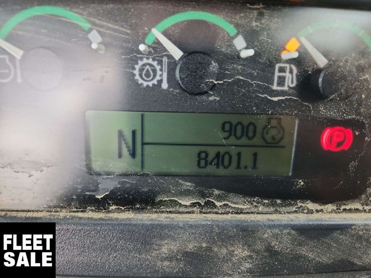 2014-deere-410k-image-24