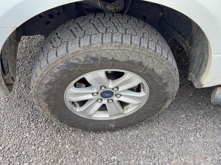 2015-ford-f150-image-16