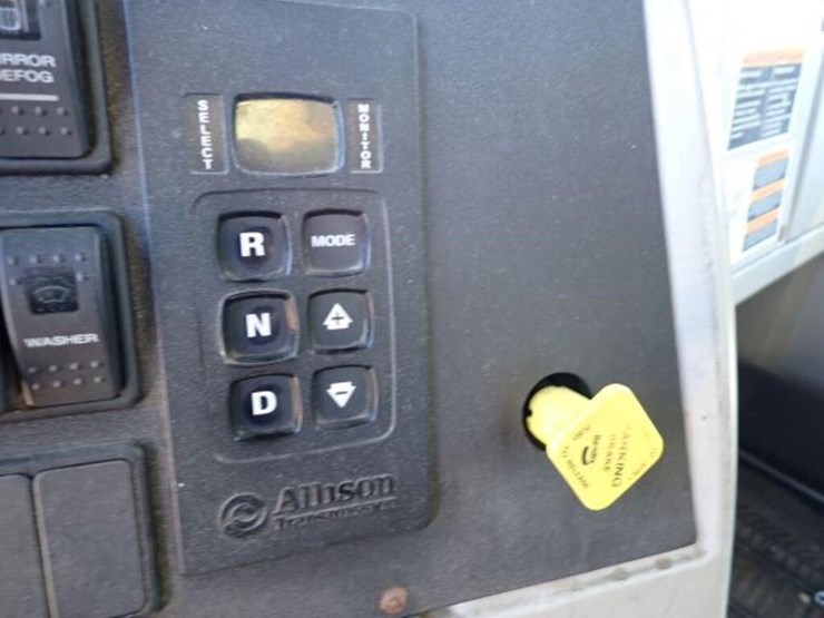 2017-western-star-4700sb-image-21